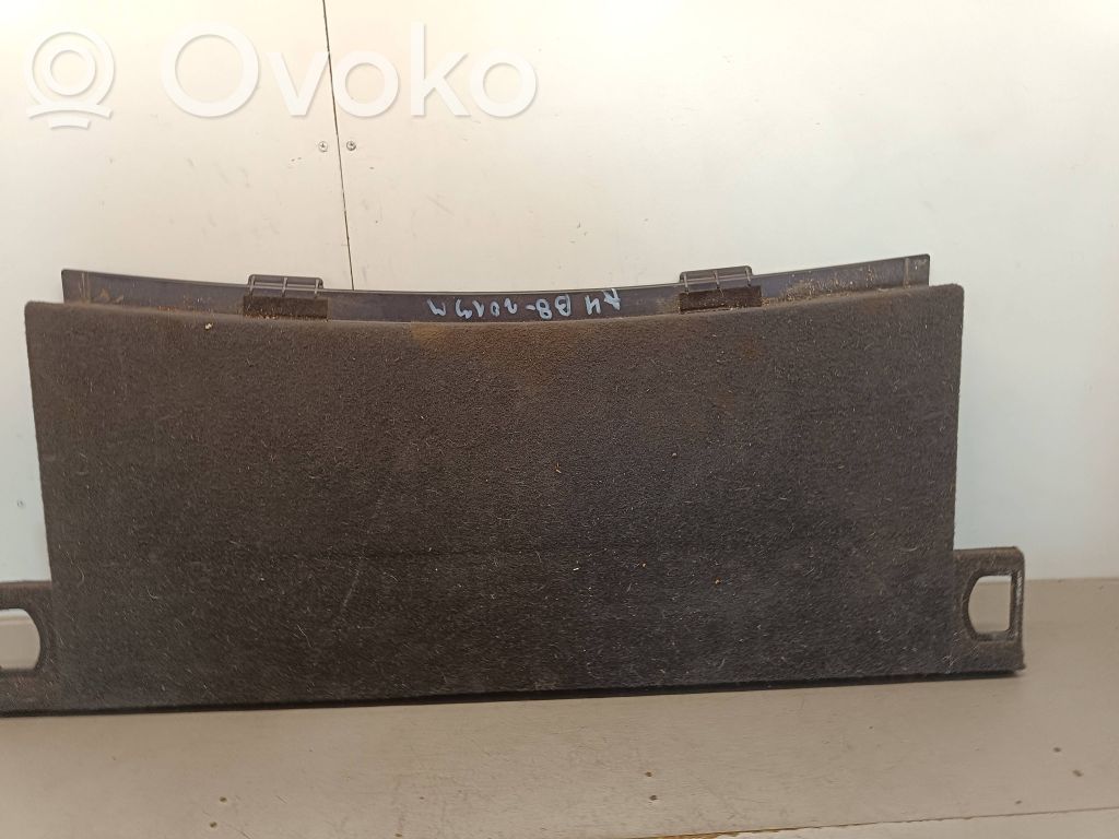 Audi Q7 4L Bagažinės grindys 