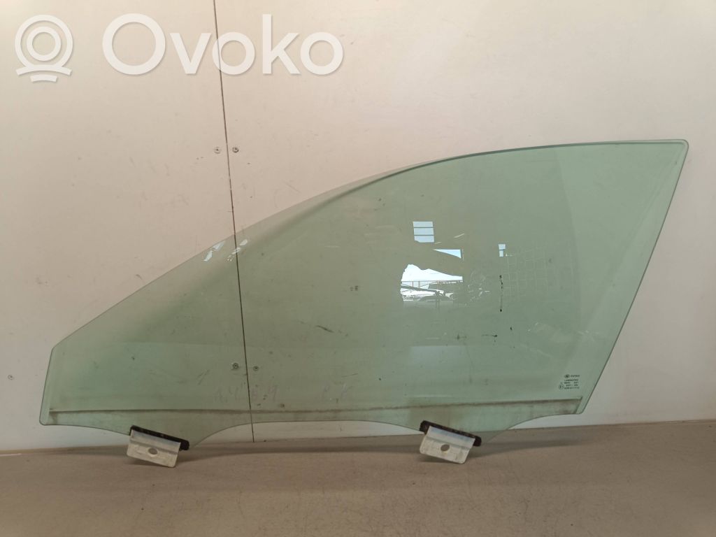 Audi A4 S4 B9 Front door window glass four-door 