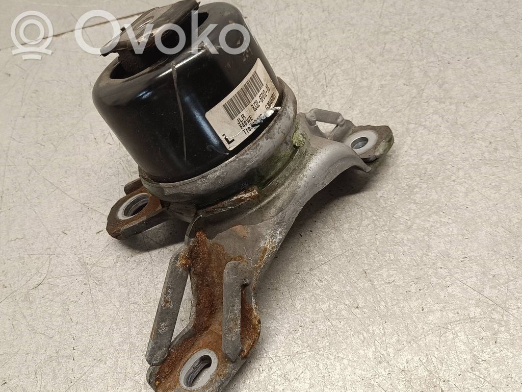 Land Rover Evoque I Engine mount bracket 