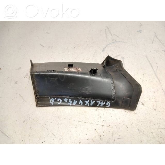 Tail light part   EM2B13N552A