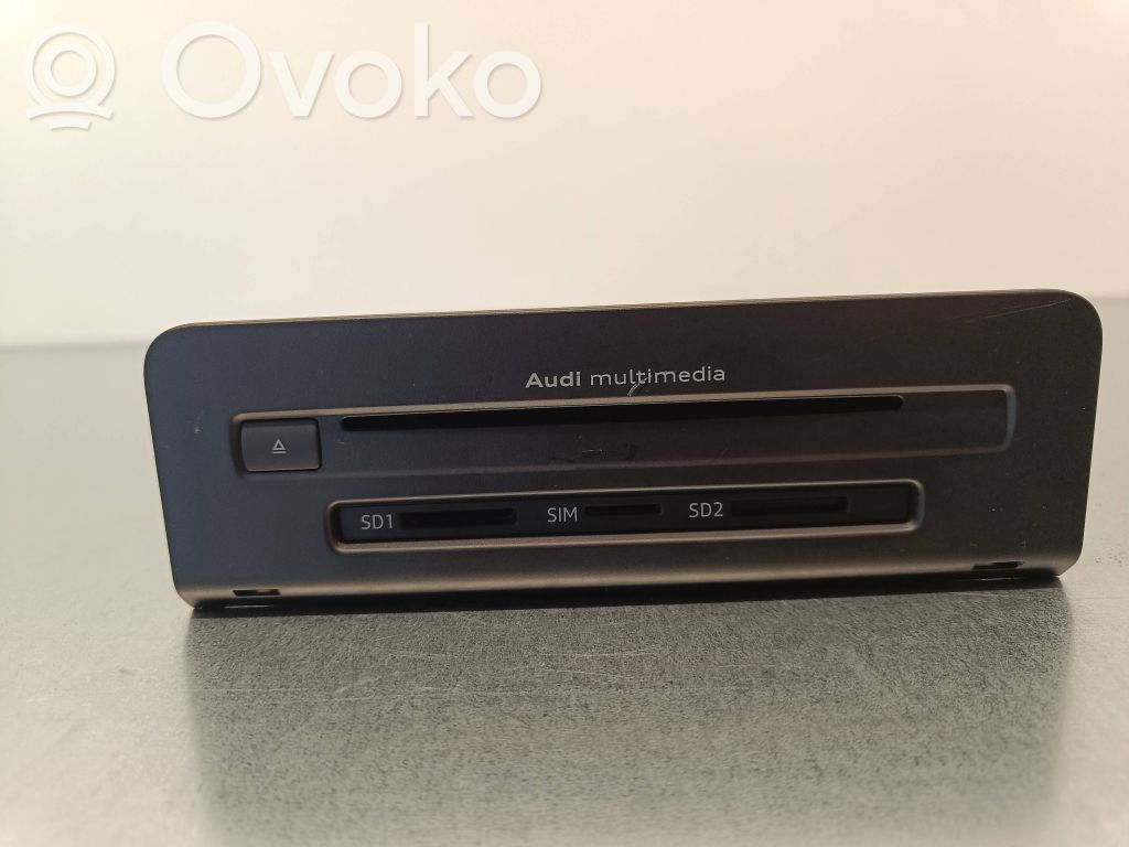 Panel / Radioodtwarzacz CD/DVD/GPS   8W0035192E,8W0035192A