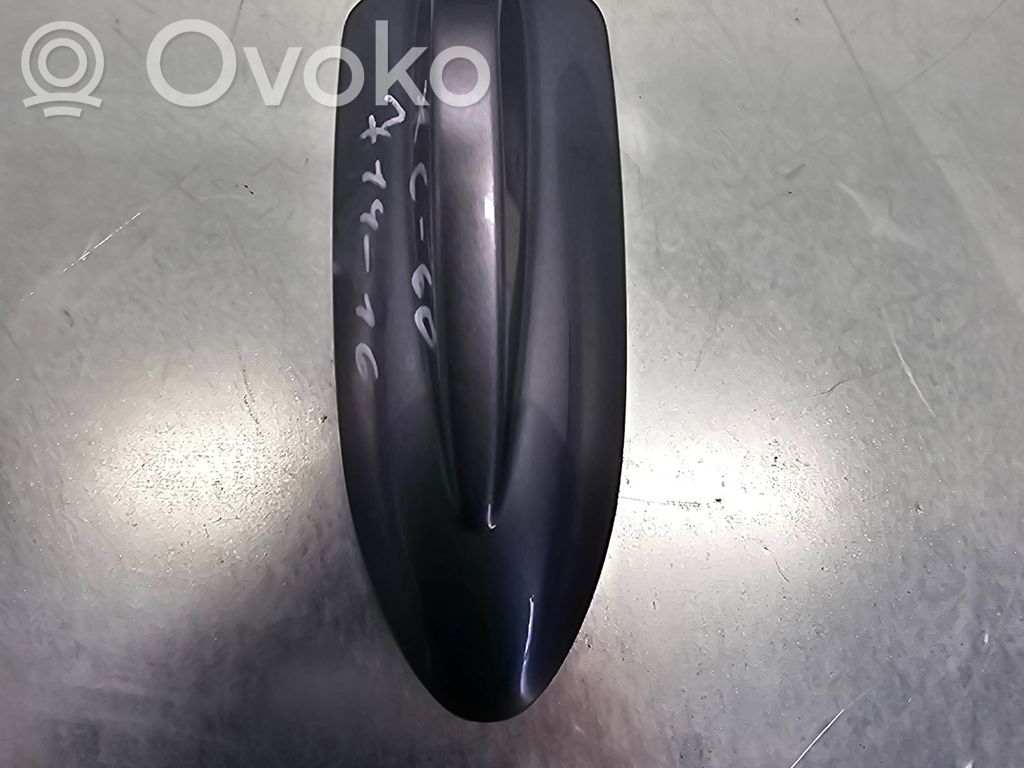 Volvo XC60 GPS-pystyantenni 