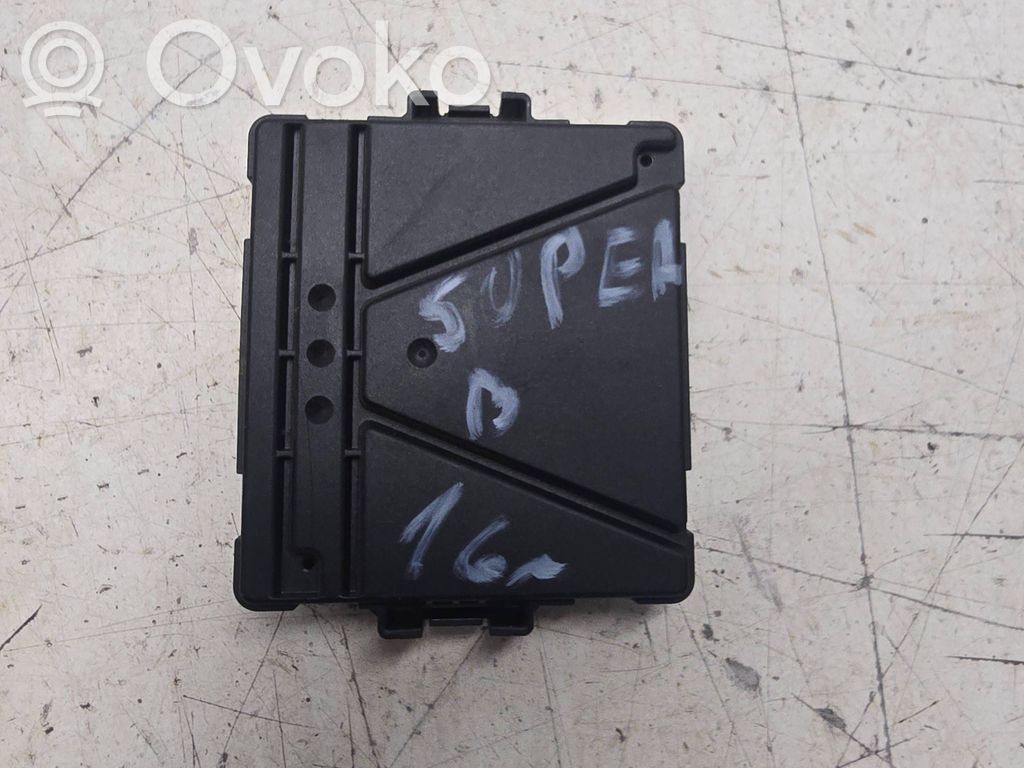 Skoda Superb B8 (3V) Gateway control module 