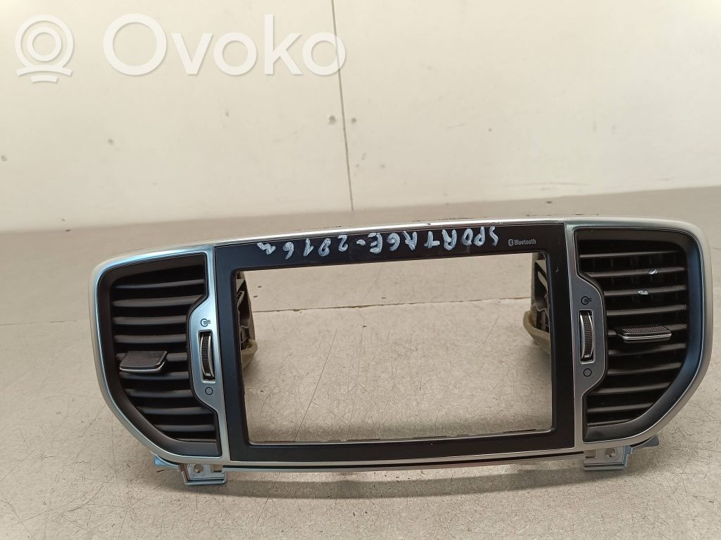 KIA Sportage Centrālais gaisa ventilācijas režģis 