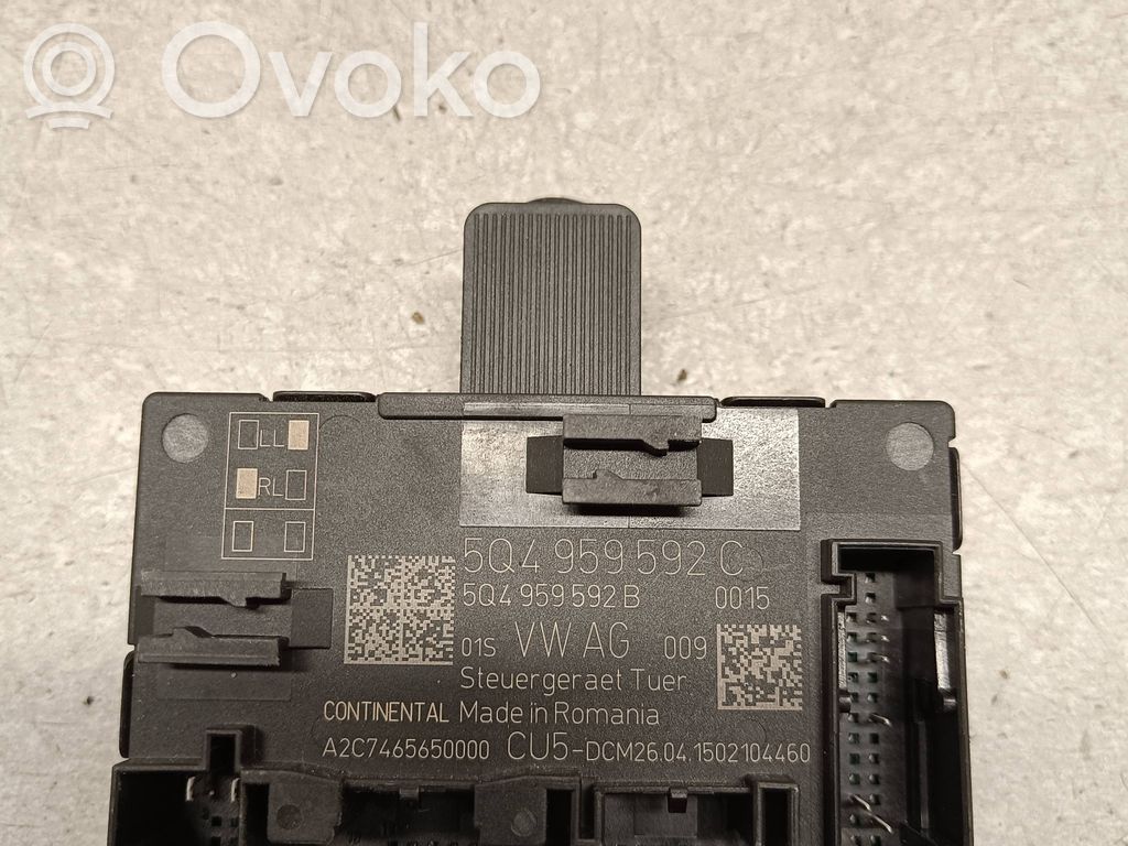 Volkswagen PASSAT B8 Door control unit/module 