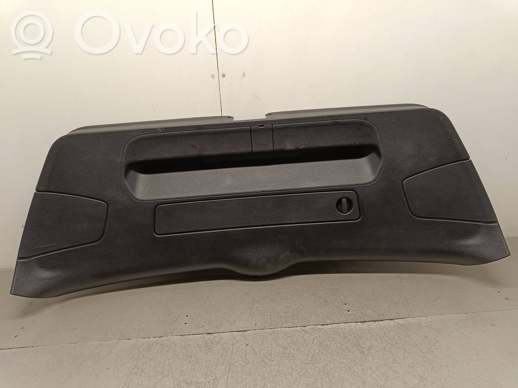 Audi A3 S3 8V Tailgate trim 