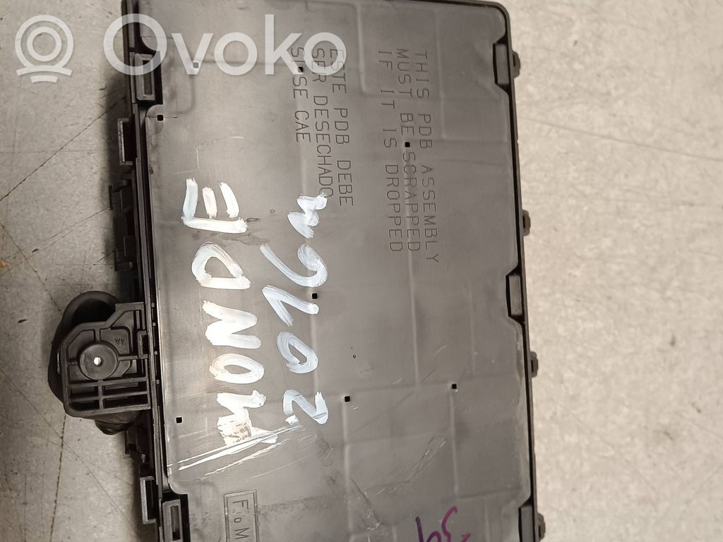 Ford Mondeo MK V Ramka / Moduł bezpieczników 