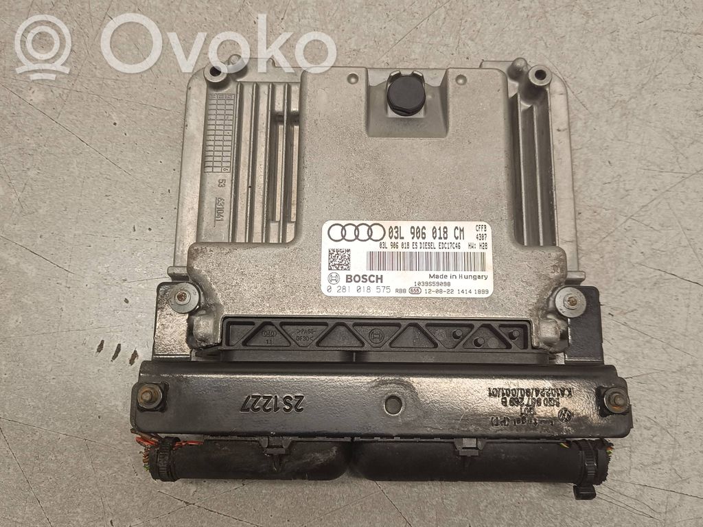 Audi Q3 8U Engine control unit/module 