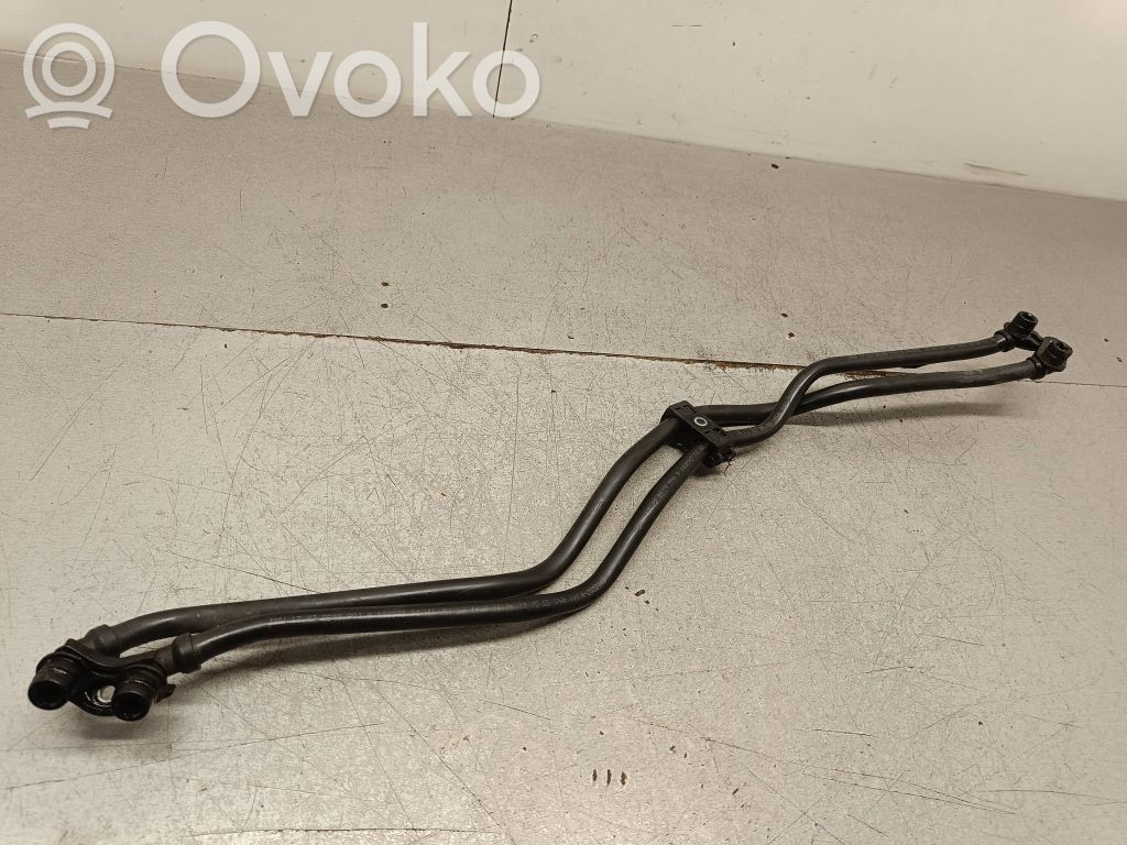 BMW X3 F25 Tuyau de refroidissement d'huile de boîte de vitesses 