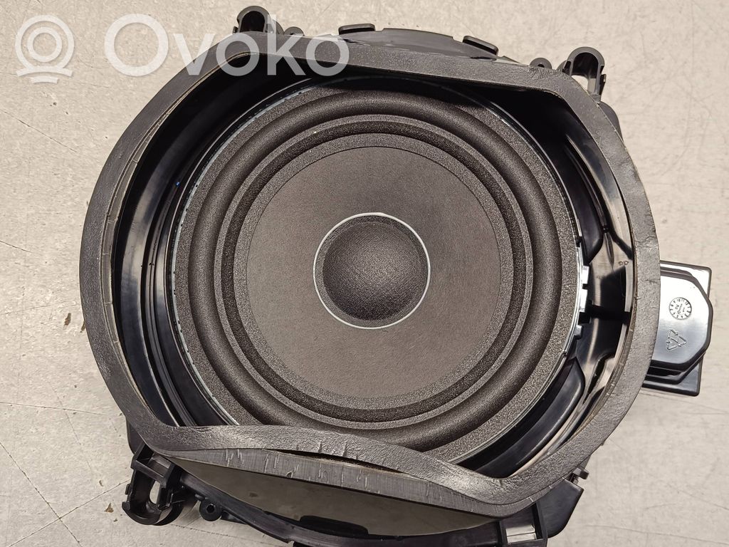 BMW X3 F25 Altavoz subwoofer 