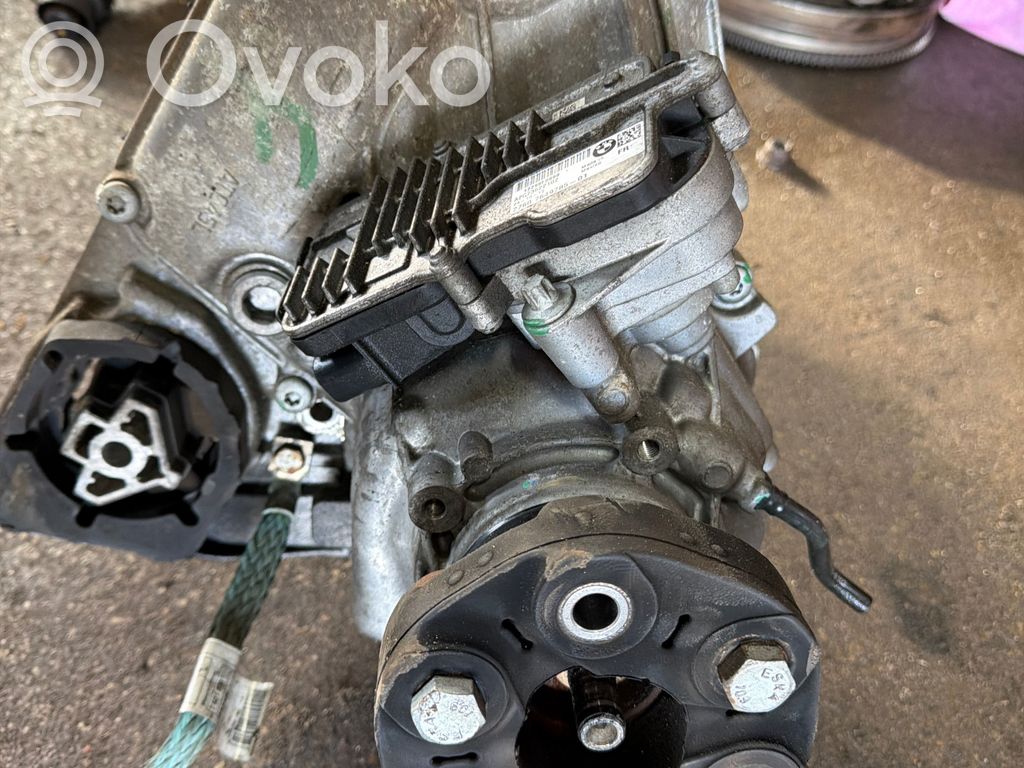 BMW X3 F25 Skrzynia rozdzielcza / Reduktor 