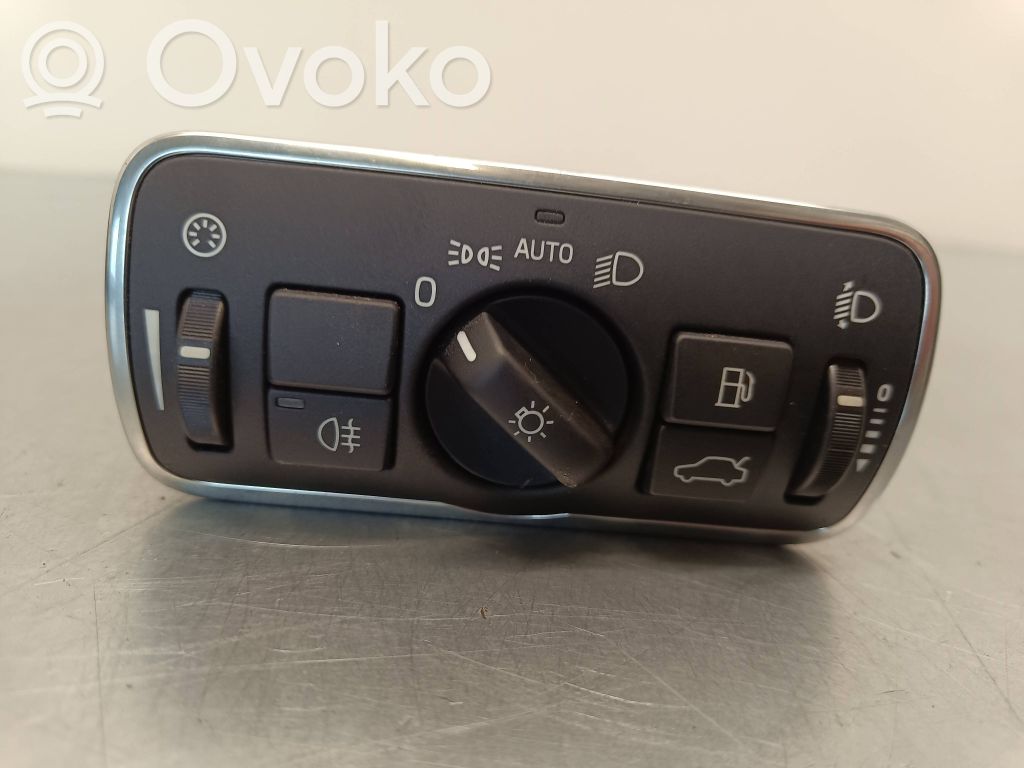 Volvo XC60 Light switch 
