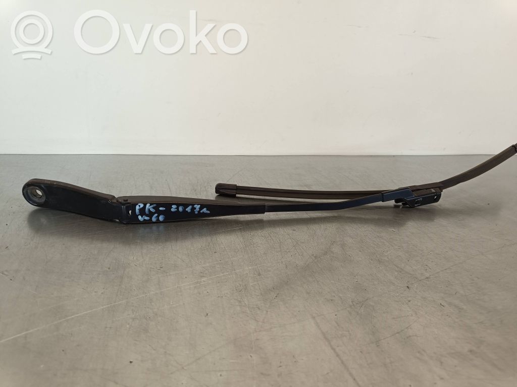 Volvo V60 Wischerarm vorne 