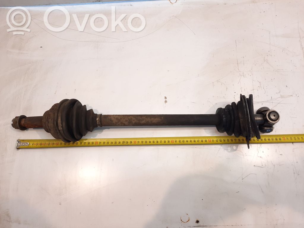Opel Vivaro Etuvetoakseli 
