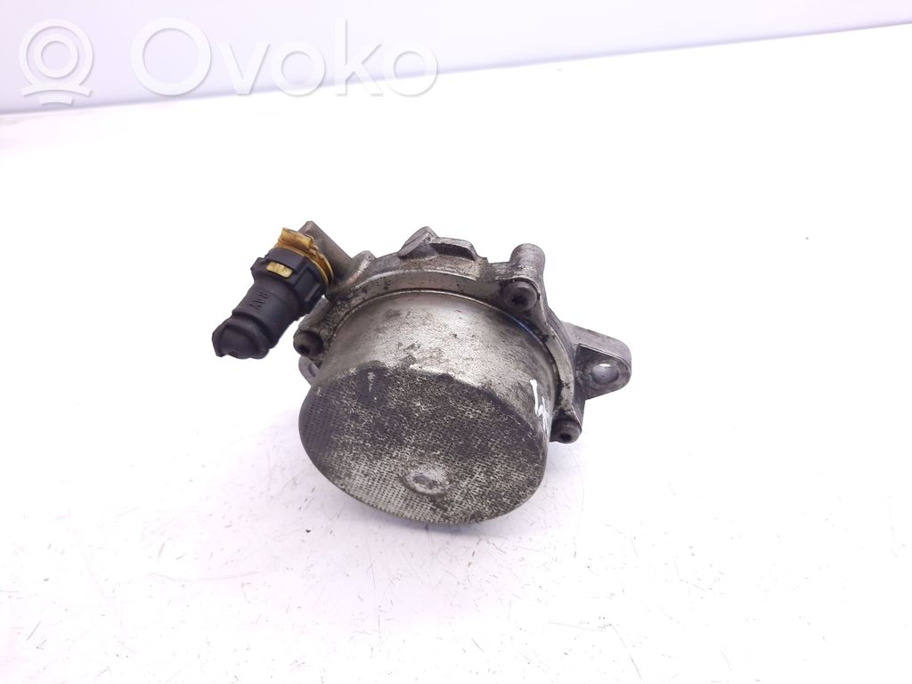 Opel Corsa C Siurblys vakuumo 