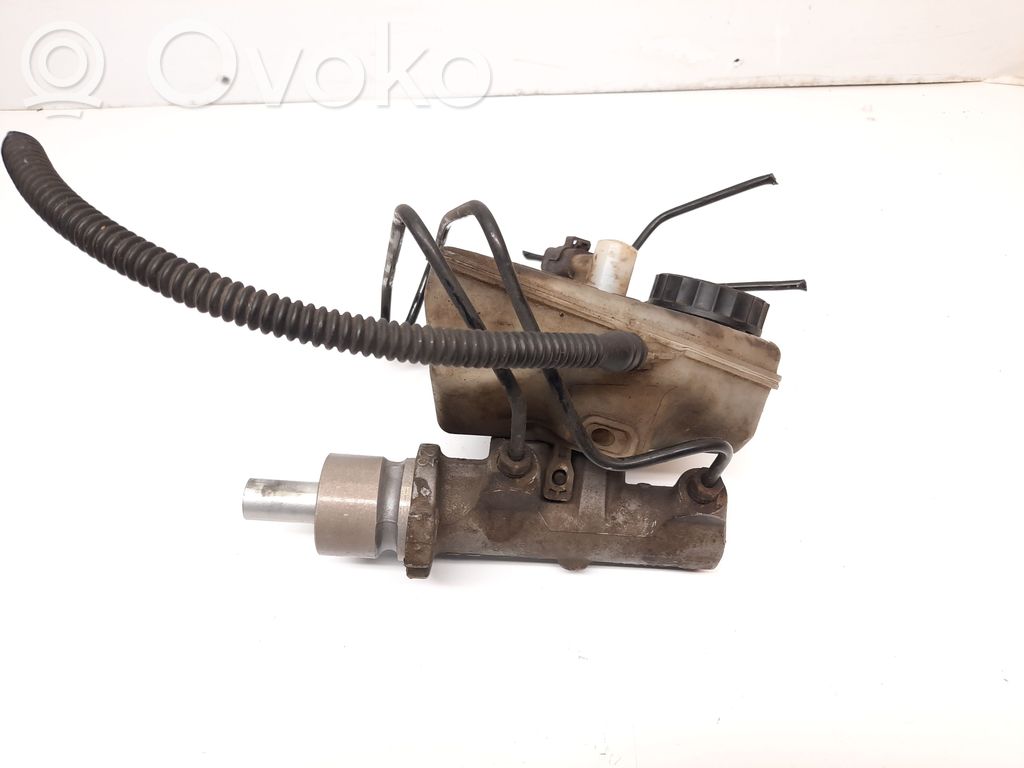 Peugeot 406 Galvenais bremžu cilindrs 