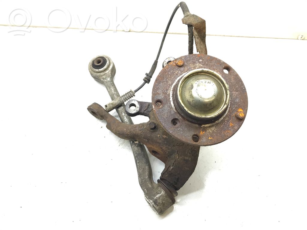Front wheel hub