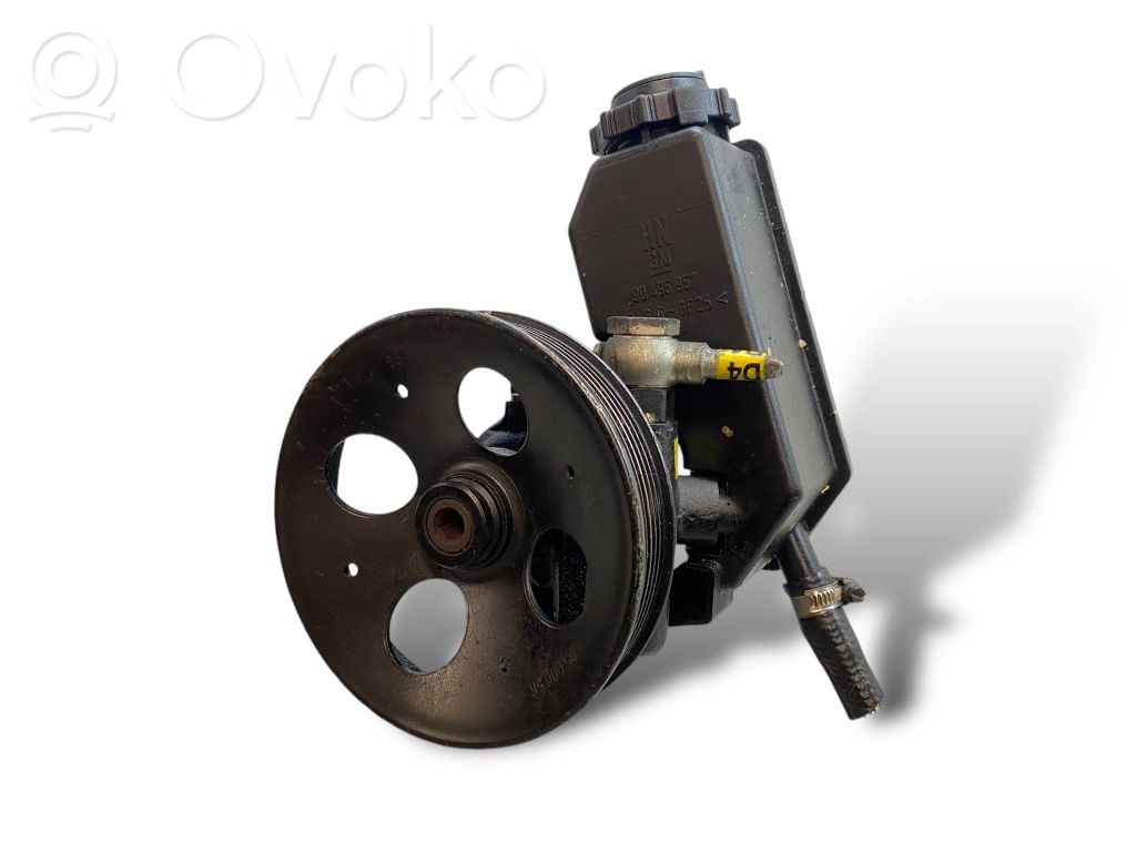 Opel Vectra B Power steering pump 