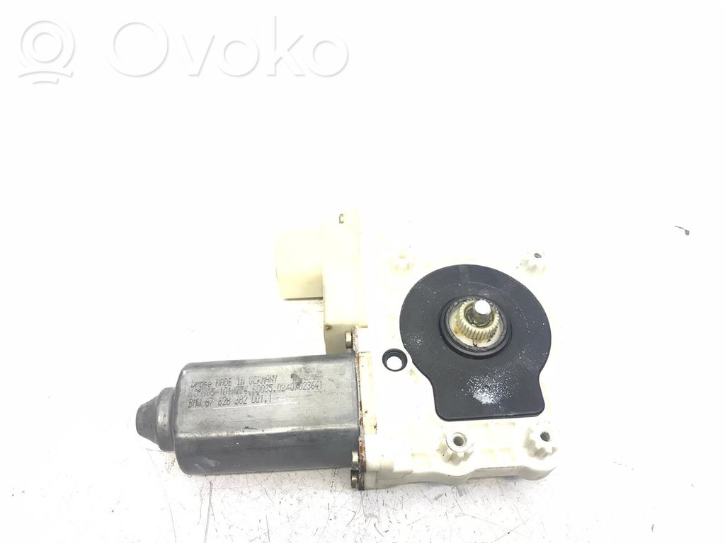 BMW 7 E65 E66 Front door window regulator motor 