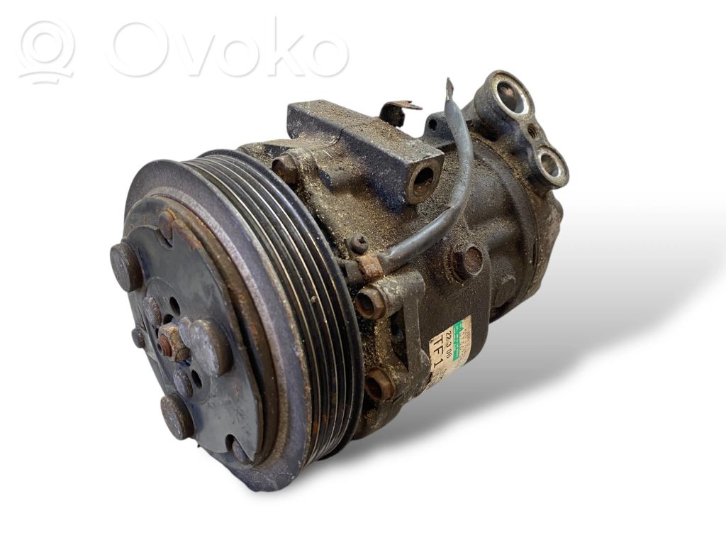 Opel Astra H Ilmastointilaitteen kompressorin pumppu (A/C) 