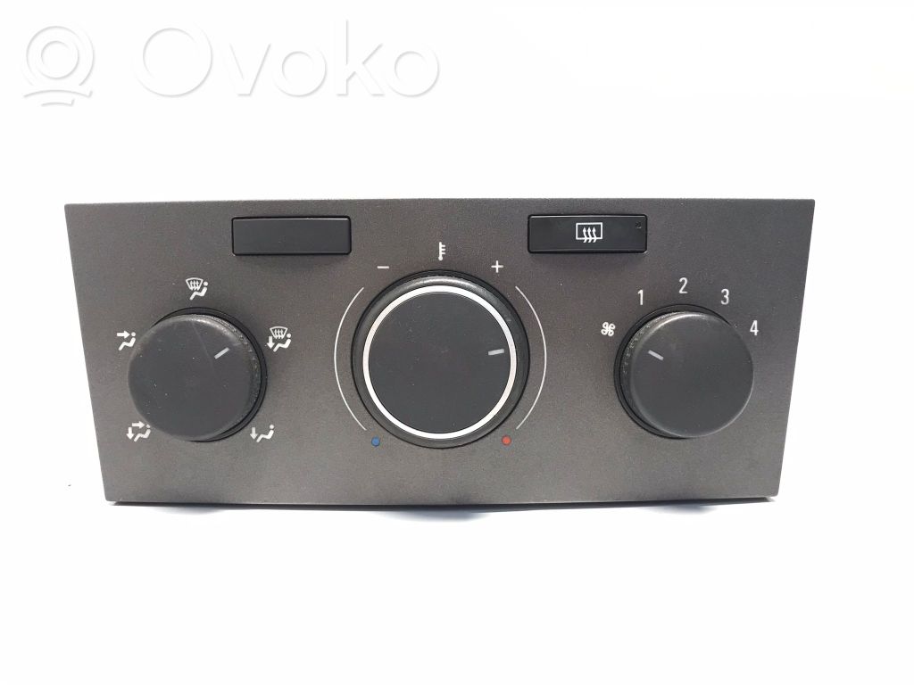 Opel Astra H Climate control unit 