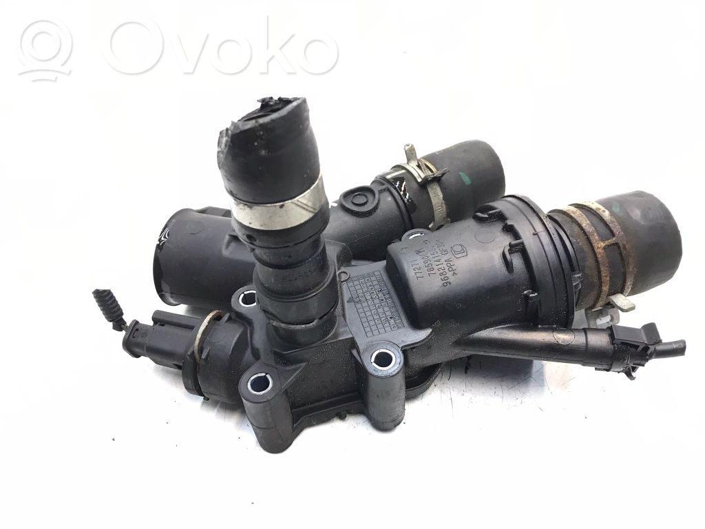 Ford Mondeo MK IV Termostat / Obudowa termostatu 