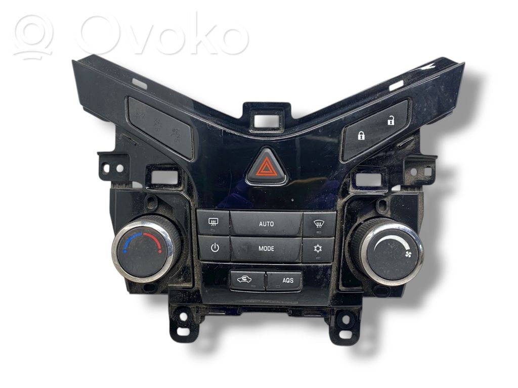 Chevrolet Cruze Unitate control climatizare 