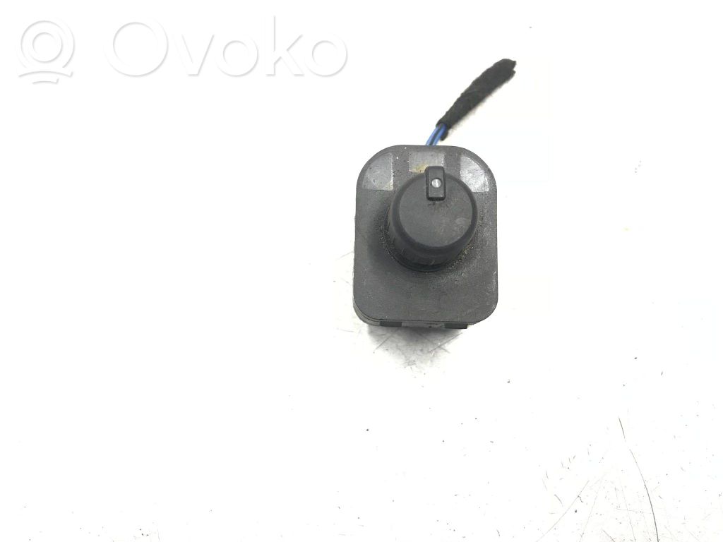 Audi A4 S4 B6 8E 8H Sivupeilin kytkin 