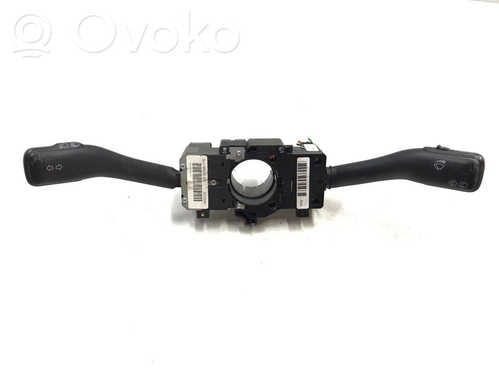 Volkswagen Golf IV Wiper turn signal indicator stalk/switch 