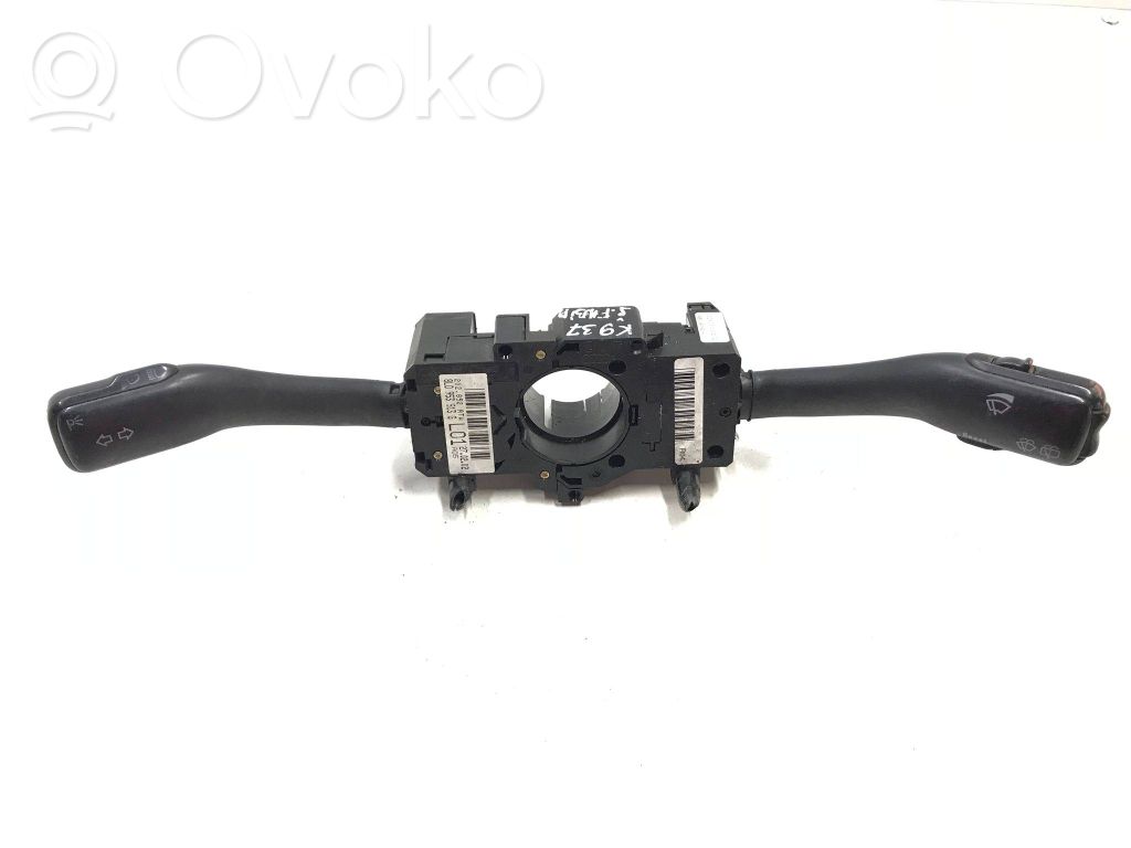 Volkswagen Golf IV Wiper turn signal indicator stalk/switch 