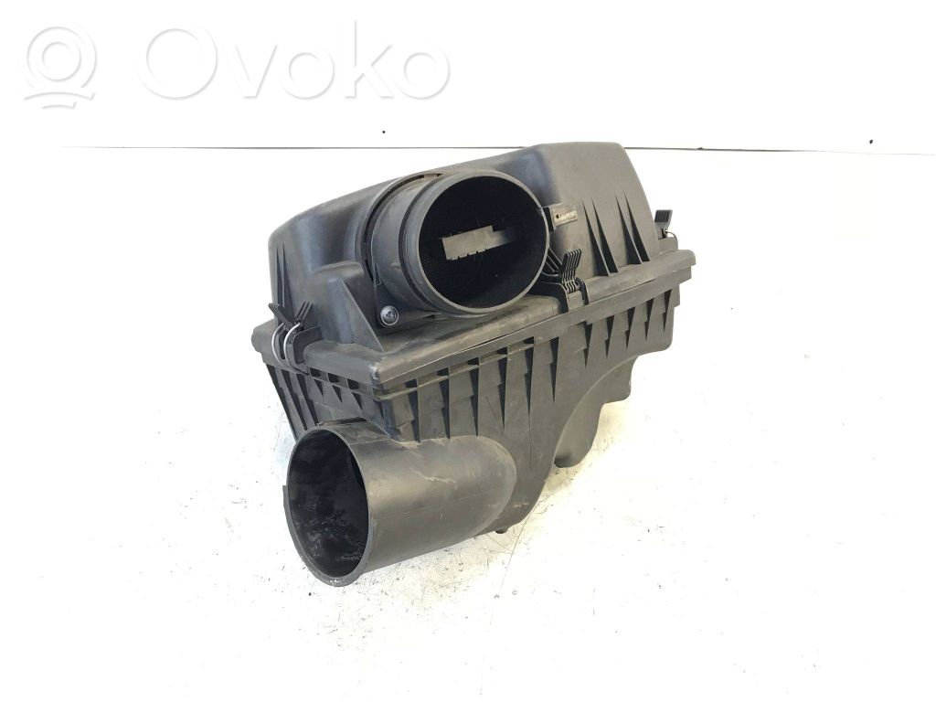 BMW 5 E60 E61 Air filter box 