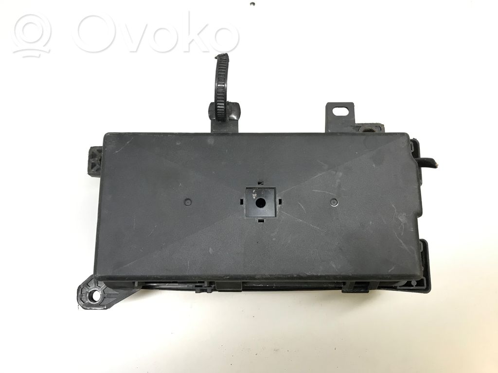 KIA Sorento Juego de caja de fusibles 