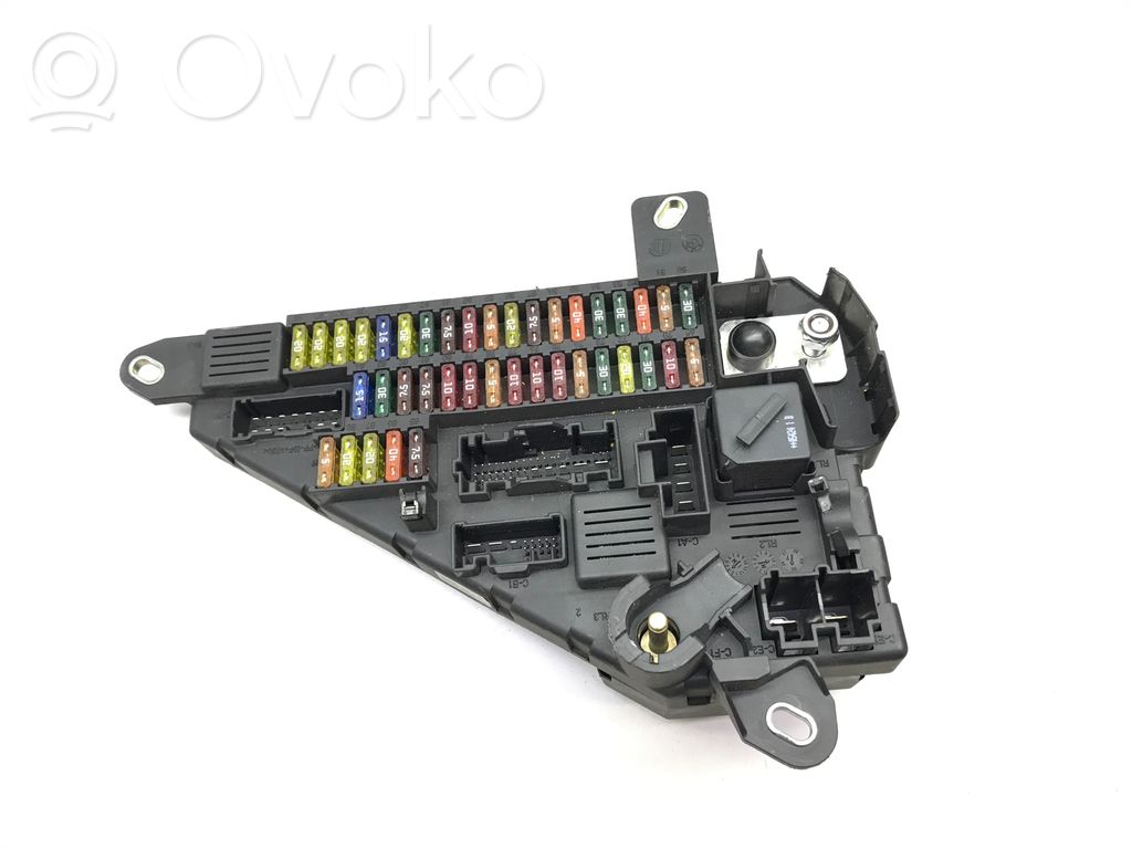 BMW 5 E60 E61 Fuse module 