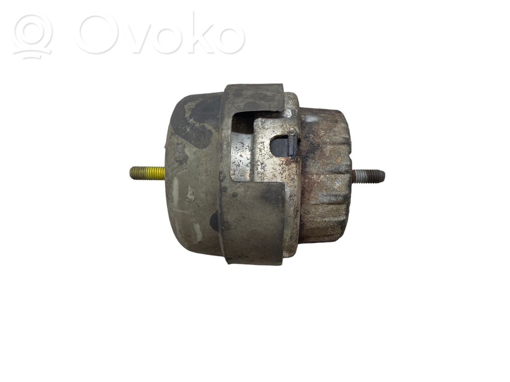 Audi A6 S6 C6 4F Engine mount bracket 