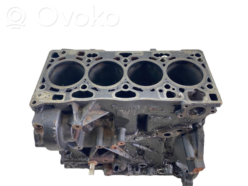 Skoda Octavia Mk3 (5E) Engine block 