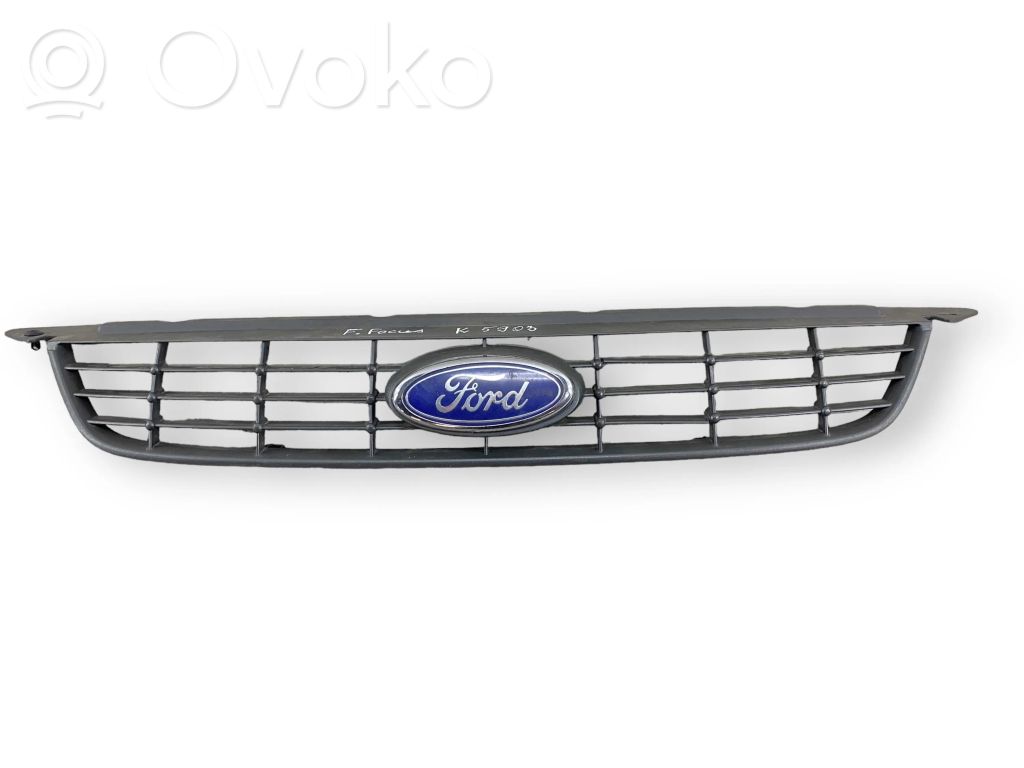 Ford Focus Etupuskurin ylempi jäähdytinsäleikkö 