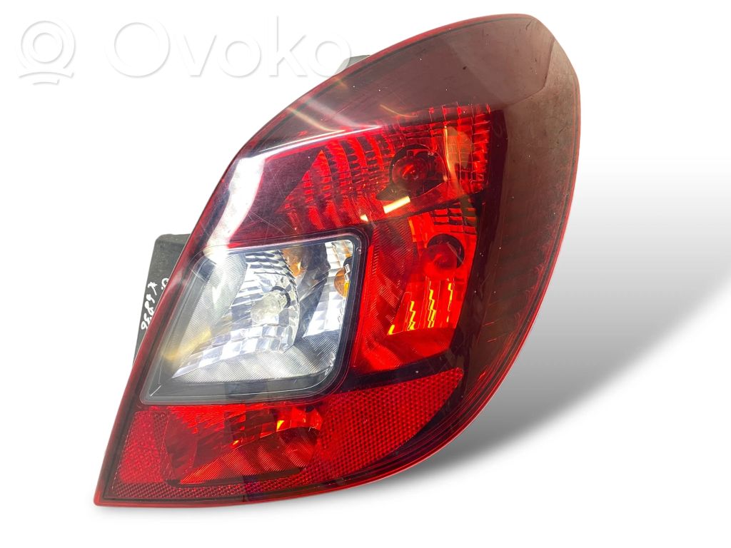 Opel Corsa D Galinis žibintas kėbule 
