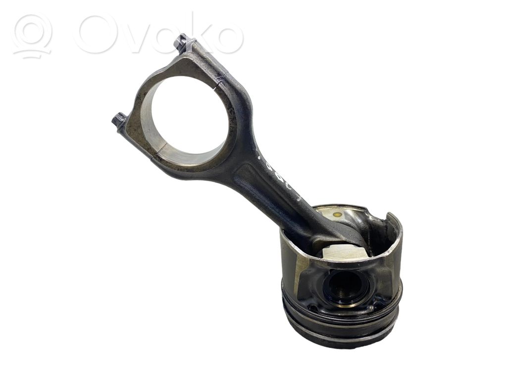 Peugeot 207 Piston with connecting rod 