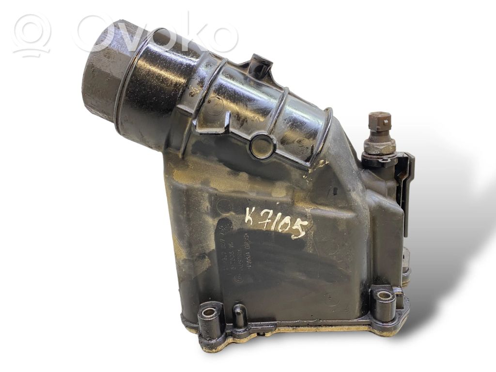 BMW 1 E81 E87 Oil filter mounting bracket 
