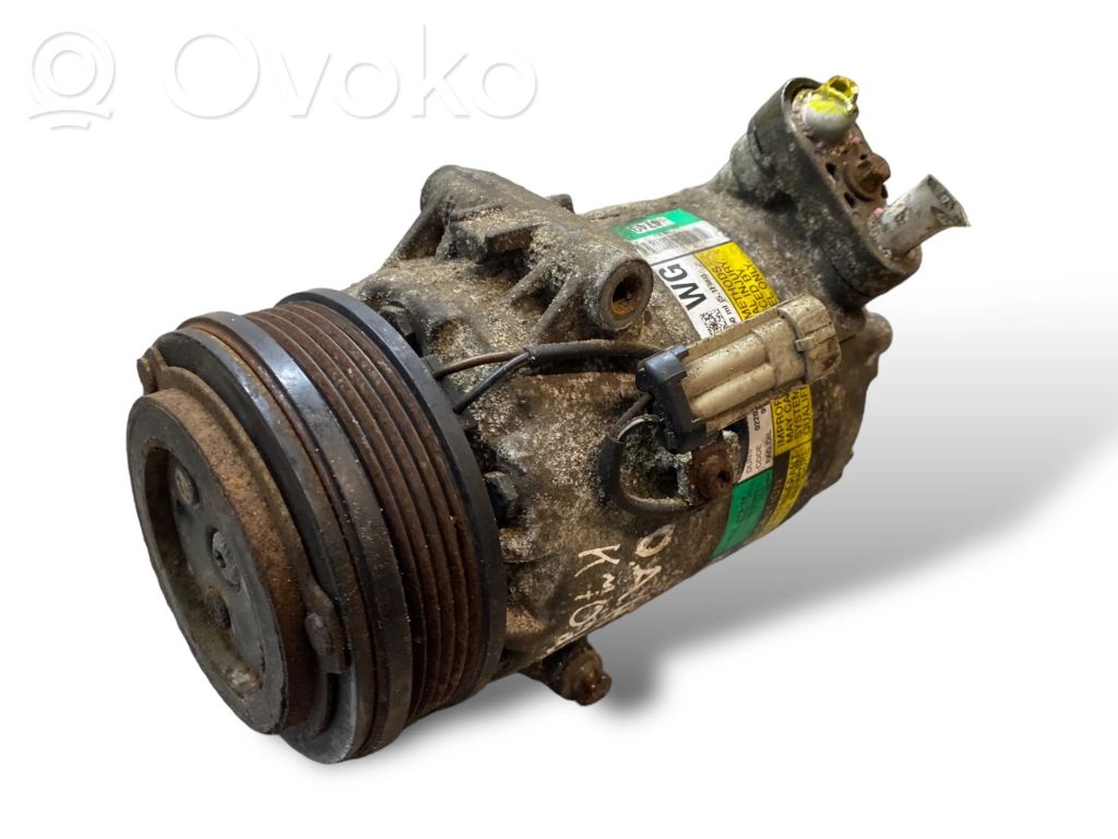 Opel Astra H Ilmastointilaitteen kompressorin pumppu (A/C) 
