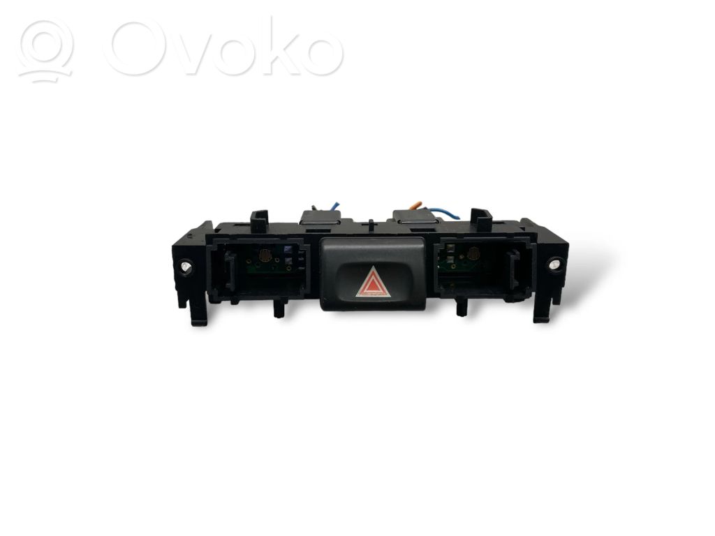 Jaguar X-Type Hazard light switch 