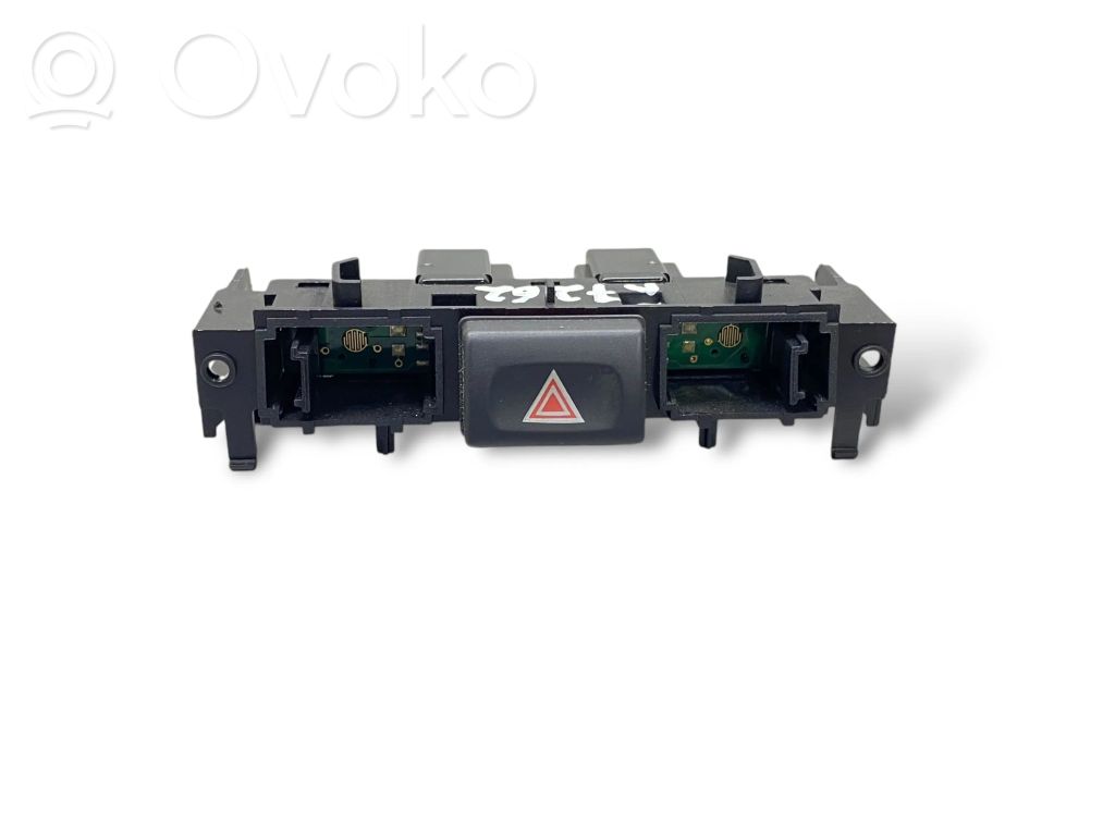 Jaguar X-Type Hazard light switch 