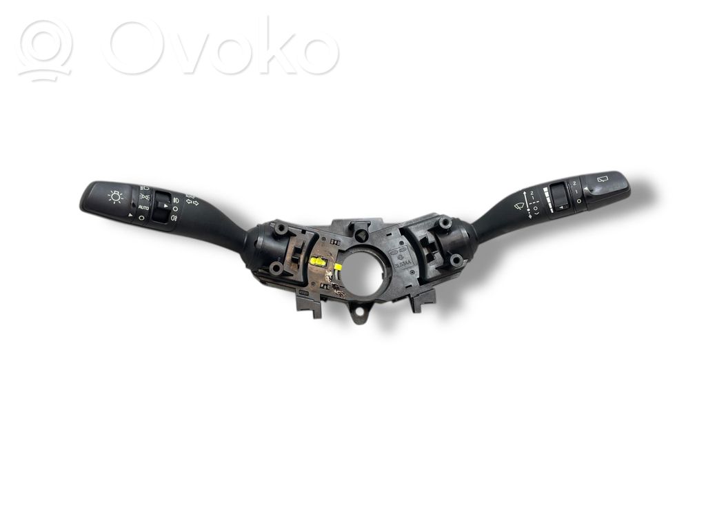 KIA Ceed Wiper turn signal indicator stalk/switch 