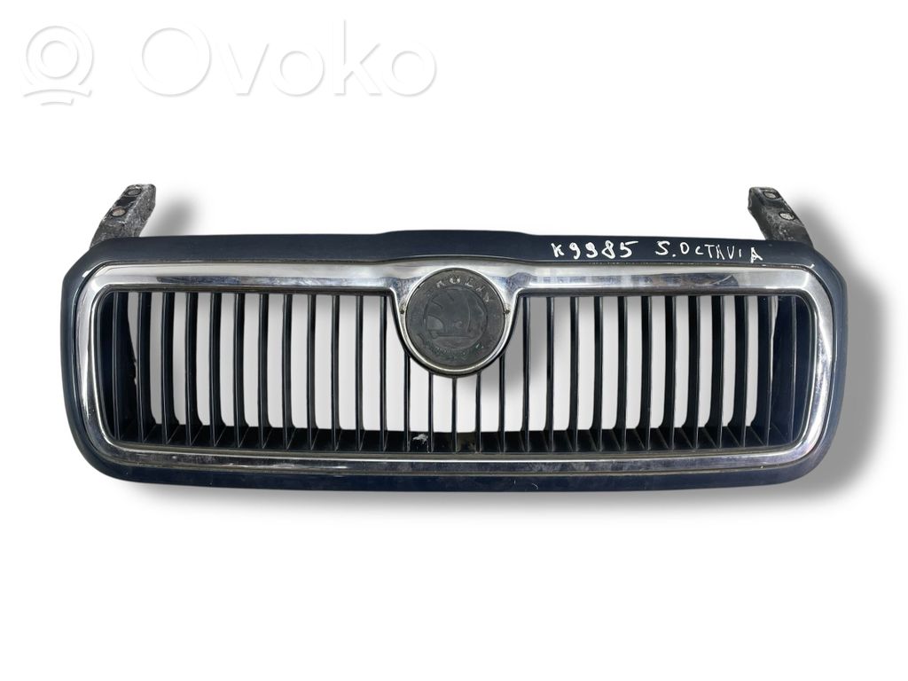 Skoda Octavia Mk1 (1U) Maskownica / Grill / Atrapa górna chłodnicy 