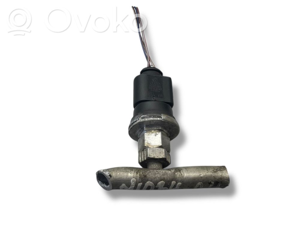 Audi A4 S4 B6 8E 8H Gaisa kondicioniera spiediena sensors 