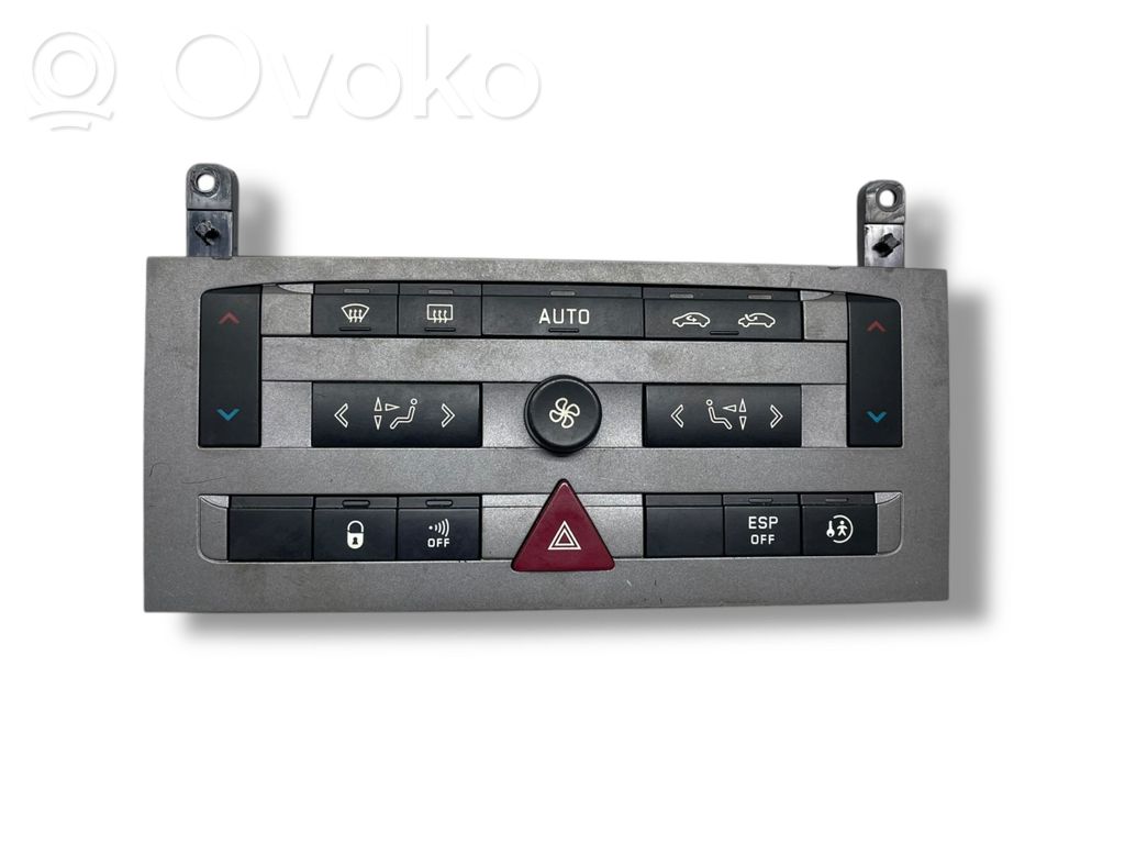 Toyota Corolla Verso AR10 Panel klimatyzacji 
