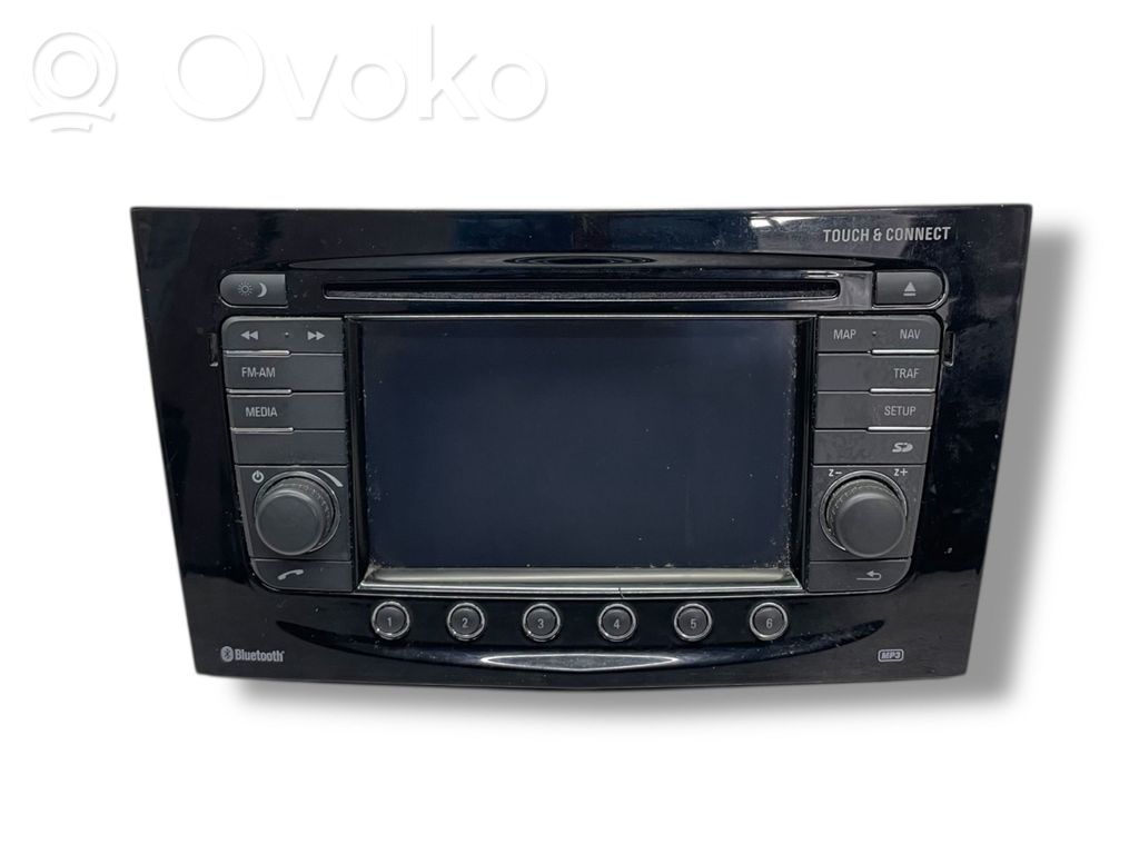 Opel Zafira B Panel / Radioodtwarzacz CD/DVD/GPS 