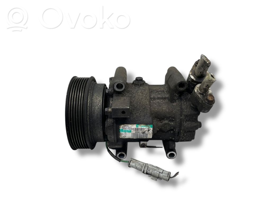 Renault Clio III Air conditioning (A/C) compressor (pump) 