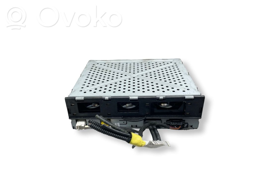 Audi A6 S6 C6 4F Garso stiprintuvas 