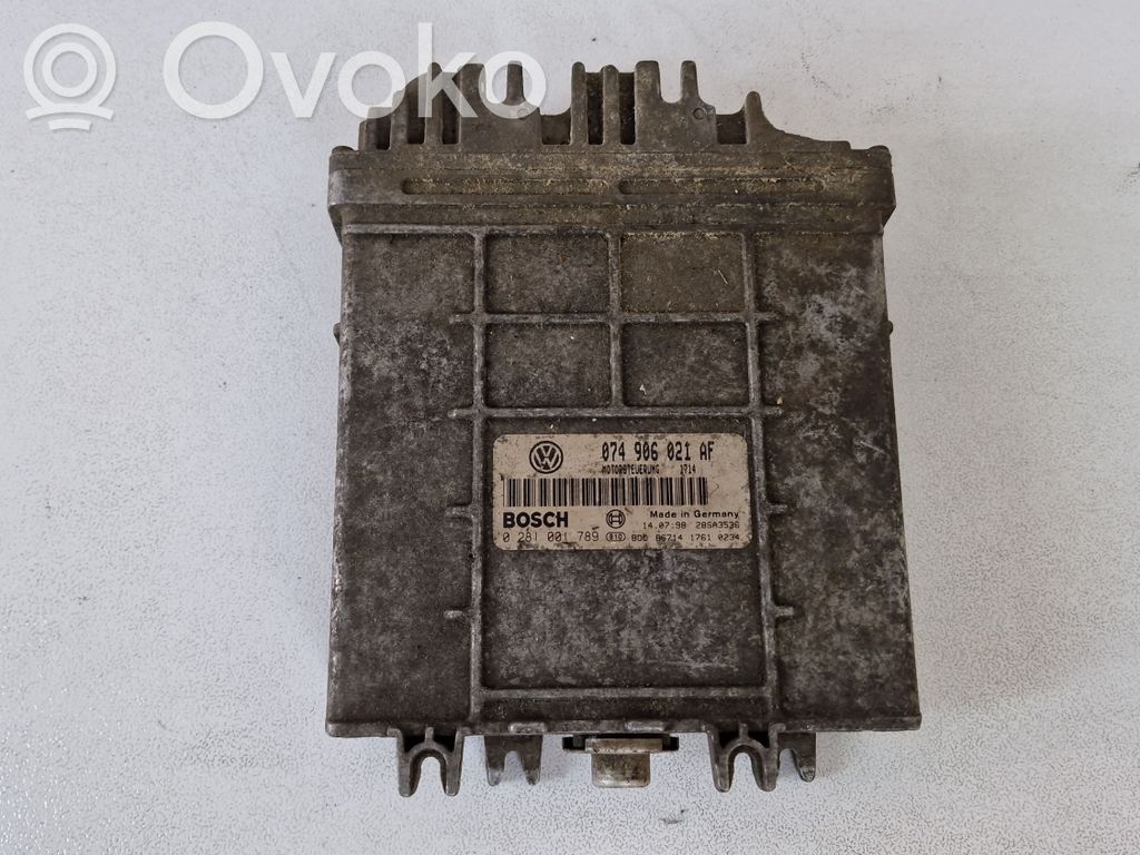Volkswagen II LT Engine control unit/module 